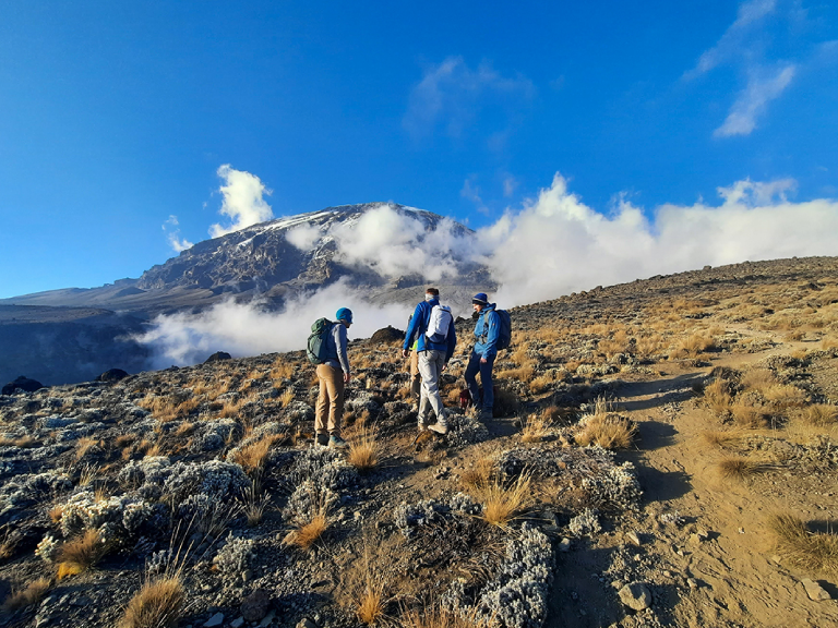 kilimanjaro-altitude-sickness-6